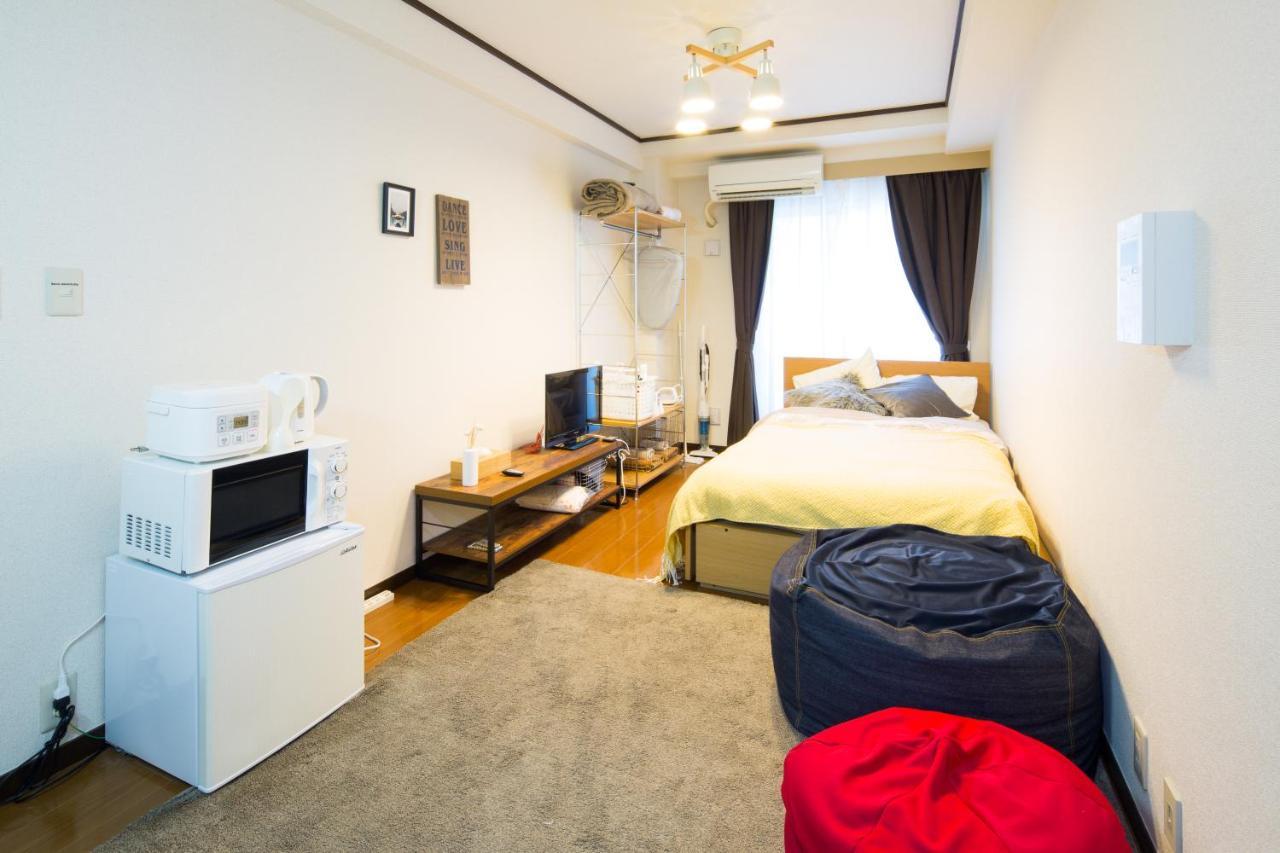 Апартаменты Chez Moi Royale シェモワロワイヤル Токио Экстерьер фото
